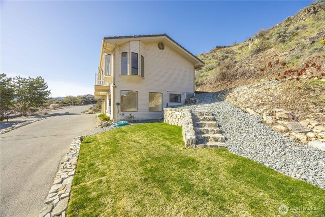 133 Long Dr, Chelan, WA 98816 - exterior space with stairway, a lawn, and concrete driveway