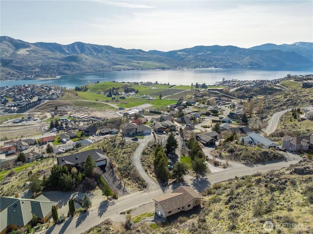 133 Long Dr, Chelan, WA 98816 - birds eye view of property featuring a water and mountain view and a residential view