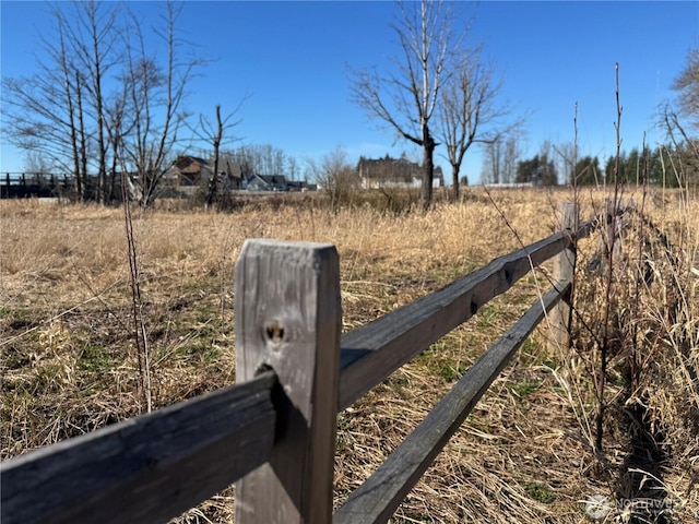 view of yard featuring a rural view