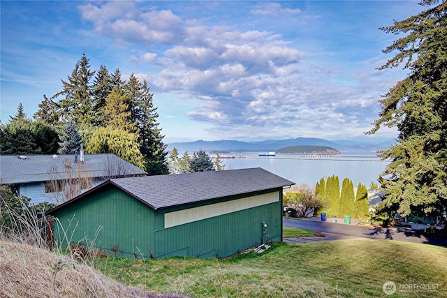 Listing photo 2 for 4116 Mitchell Dr, Anacortes WA 98221