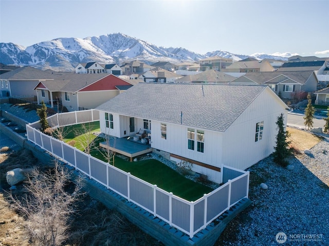 bird's eye view featuring a residential view and a mountain view