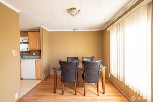 dining room featuring light wood-style flooring