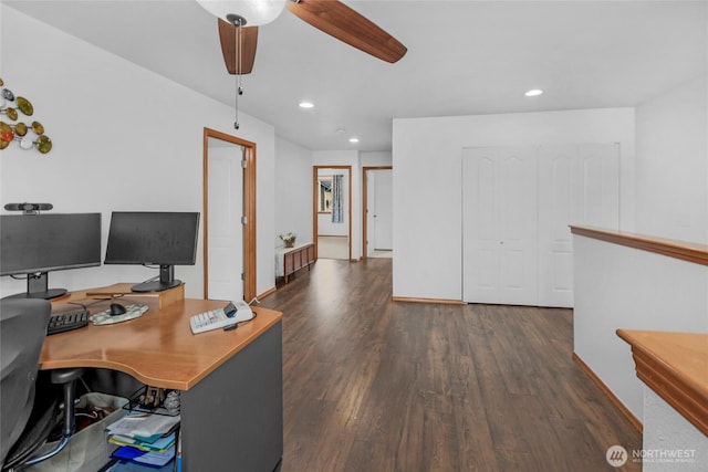 office area with recessed lighting, wood finished floors, and ceiling fan