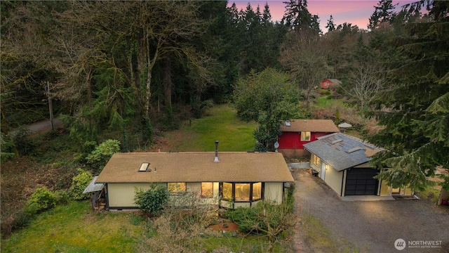 view of aerial view at dusk