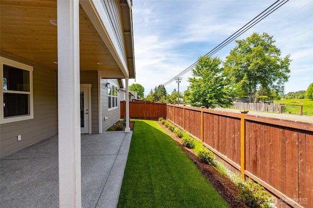 776 Parkland Loop, Sedro Woolley, WA 98284 - view of yard with a patio
