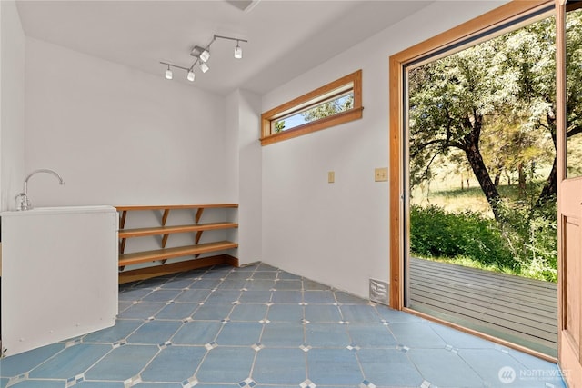50 Sage Canyon Dr, Winthrop, WA 98862 - interior space