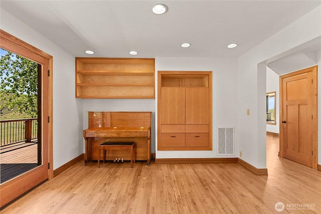 50 Sage Canyon Dr, Winthrop, WA 98862 - unfurnished living room with light wood-style floors and recessed lighting