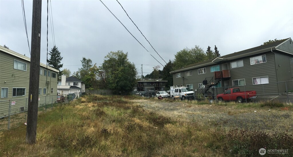 8822 9th Ave SW, Seattle, WA 98106 - photo 2