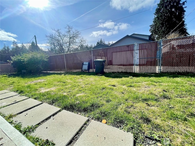 view of yard featuring fence