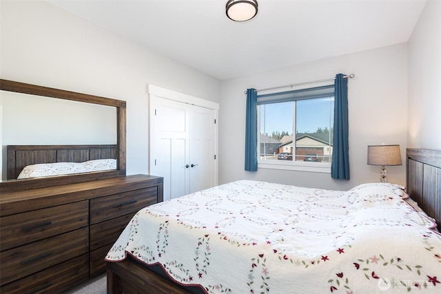 bedroom featuring a closet