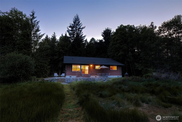 730 E N Bay Rd, Allyn, WA 98524 - view of front of home