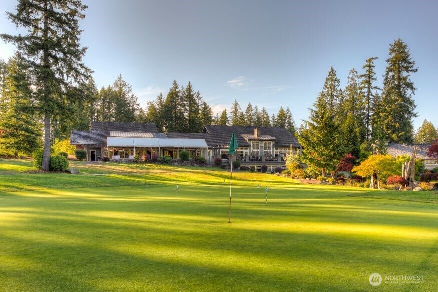 5501LOT336 Thornhill Ave SW, Port Orchard, WA 98367 - surrounding community with a lawn, an area to practice putting, and view of golf course