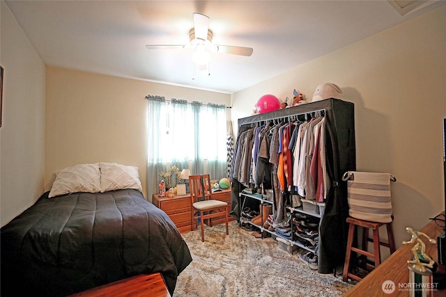 bedroom featuring a ceiling fan