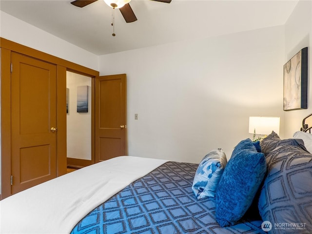 bedroom with a ceiling fan