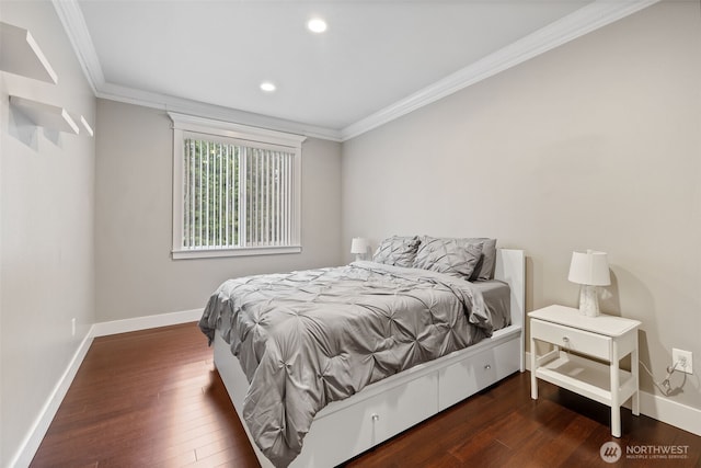 bedroom featuring crown molding, recessed lighting, baseboards, and wood-type flooring