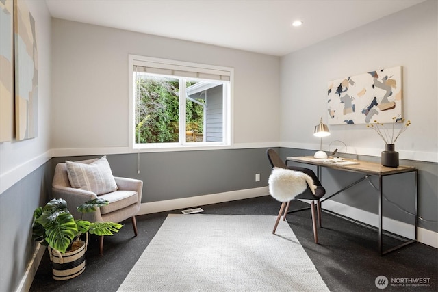 office area featuring visible vents, recessed lighting, and baseboards