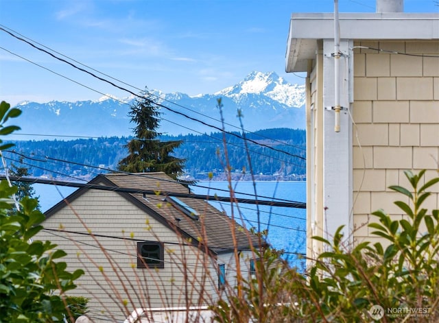 property view of mountains