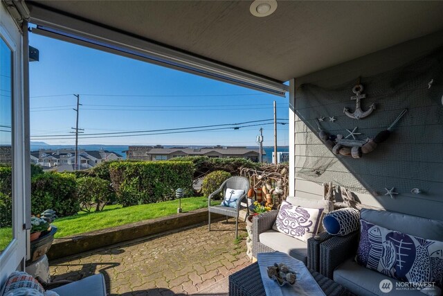 exterior space featuring an outdoor hangout area