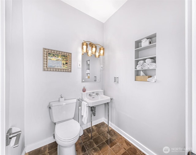 307 W Highland Dr, Seattle, WA 98119 - half bath with toilet and baseboards
