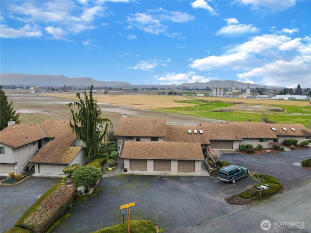 bird's eye view with a mountain view