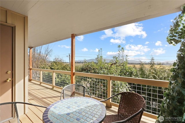 balcony with outdoor dining space