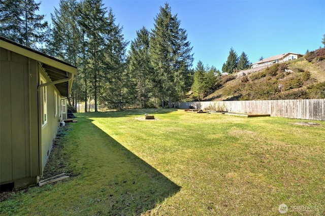 view of yard featuring fence