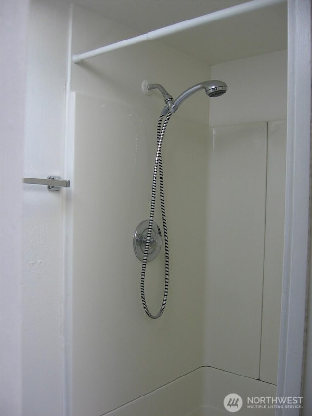 bathroom with walk in shower