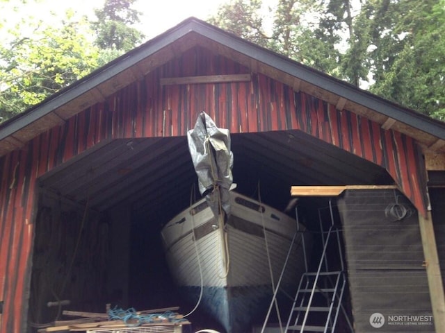 view of outbuilding