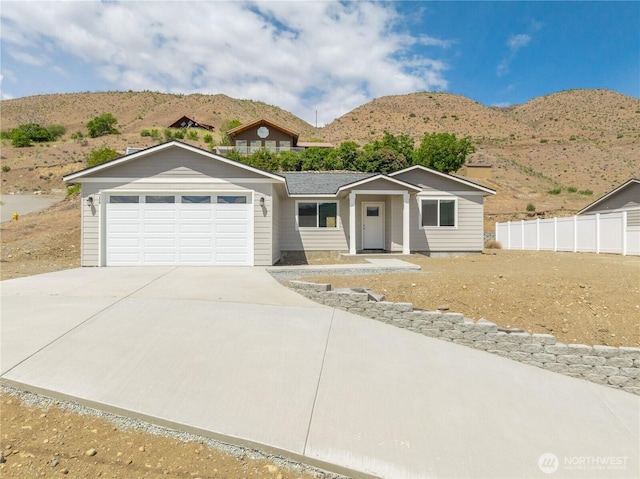 358 Ives St, Pateros, WA 98846 - photo 2