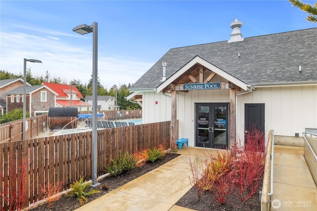 exterior space featuring a fenced backyard