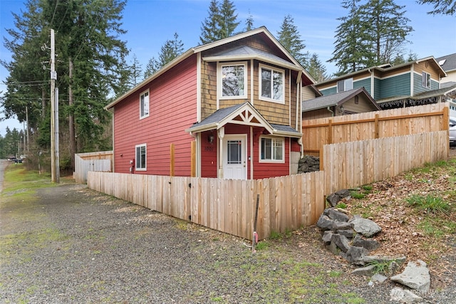 view of front of house with a fenced front yard