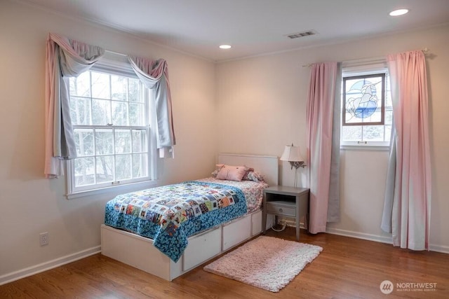 1120 Home Ave, Walla Walla, WA 99362 - bedroom featuring wood finished floors, baseboards, and recessed lighting