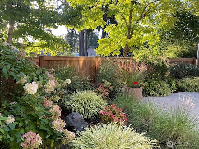 view of yard with fence