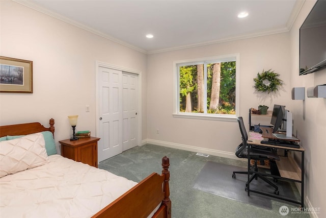 bedroom featuring recessed lighting, dark carpet, baseboards, and ornamental molding