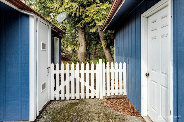 exterior space featuring fence