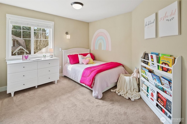 view of carpeted bedroom