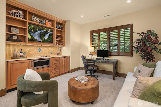 253 E Lake Sammamish Pkwy SE, Sammamish, WA 98074 - office featuring indoor wet bar, light carpet, visible vents, and recessed lighting