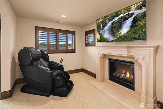 253 E Lake Sammamish Pkwy SE, Sammamish, WA 98074 - sitting room featuring recessed lighting, visible vents, baseboards, and a premium fireplace