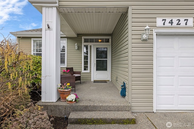 doorway to property featuring a porch