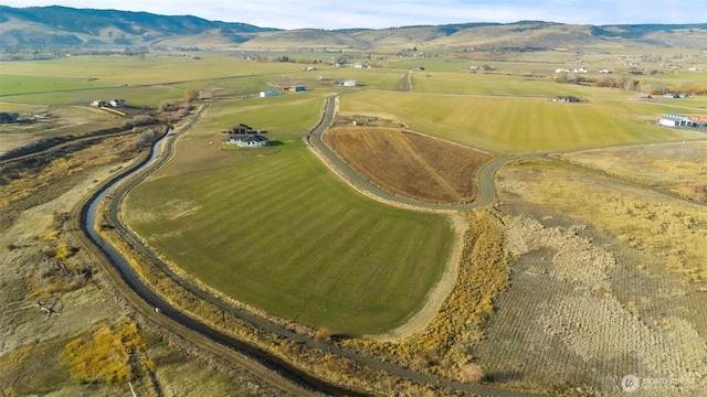 Listing photo 2 for 1681 Edge Bluff Loop, Ellensburg WA 98926