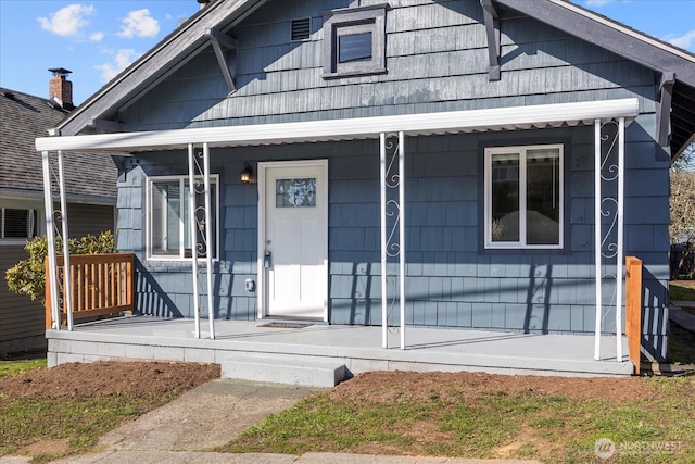 bungalow-style house with covered porch