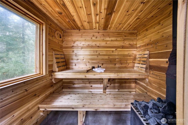 view of sauna / steam room