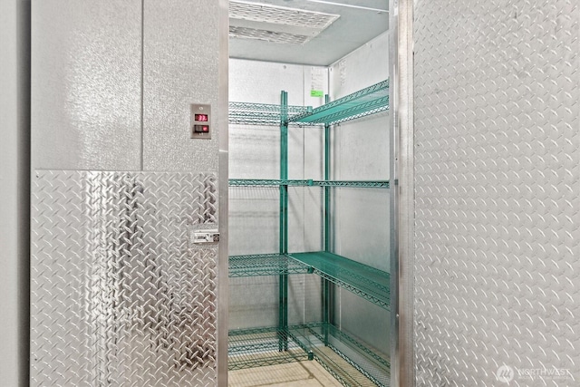 bathroom featuring elevator