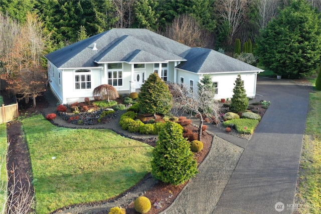 50 Holbrook Ln, Aberdeen, WA 98520 - view of front of property with driveway, a front yard, and roof with shingles