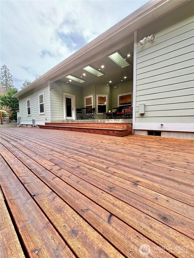 50 Holbrook Ln, Aberdeen, WA 98520 - view of wooden deck