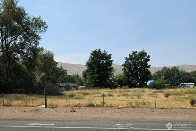 100 Babs Ave, Benton City, WA 99320