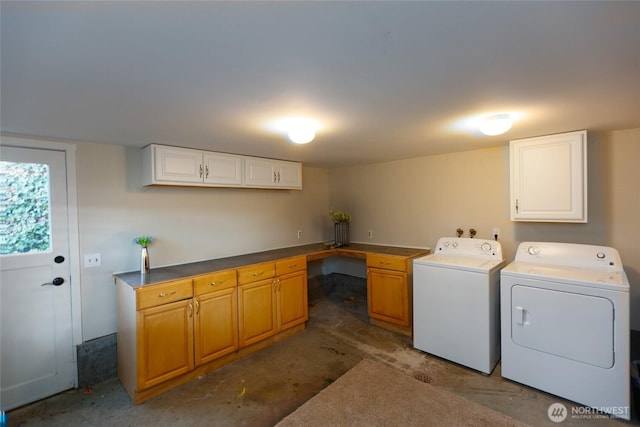 600 Harrison St, Friday Harbor, WA 98250 - laundry area with cabinet space and washer and clothes dryer