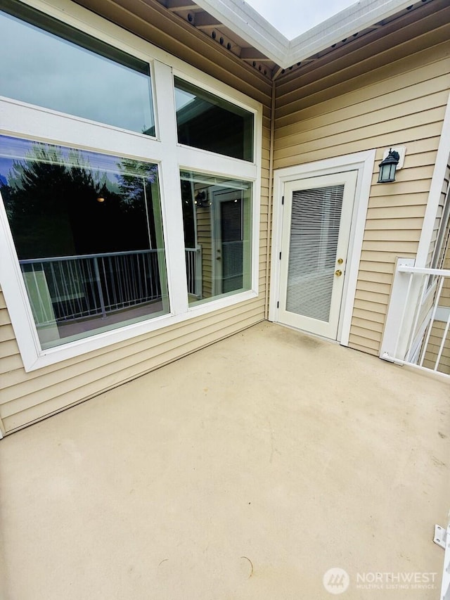 22212 42nd Ave S Unit 204, Kent, WA 98032 - view of patio / terrace
