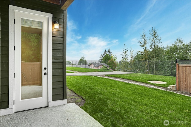 view of yard featuring fence