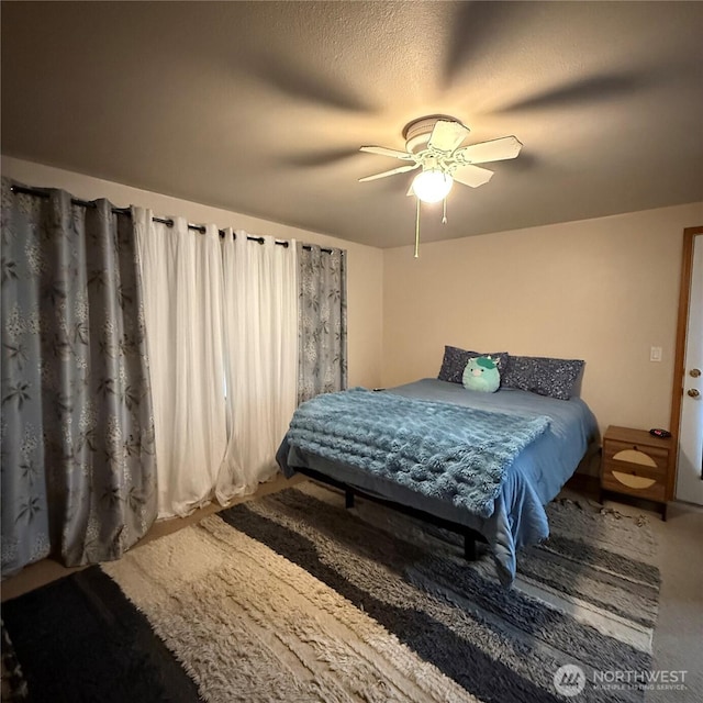 bedroom featuring a ceiling fan